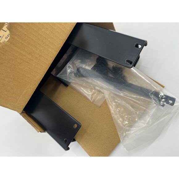 Uplift Desk Track Spacer ACC031 Black Discontinued - Picture 4 of 4